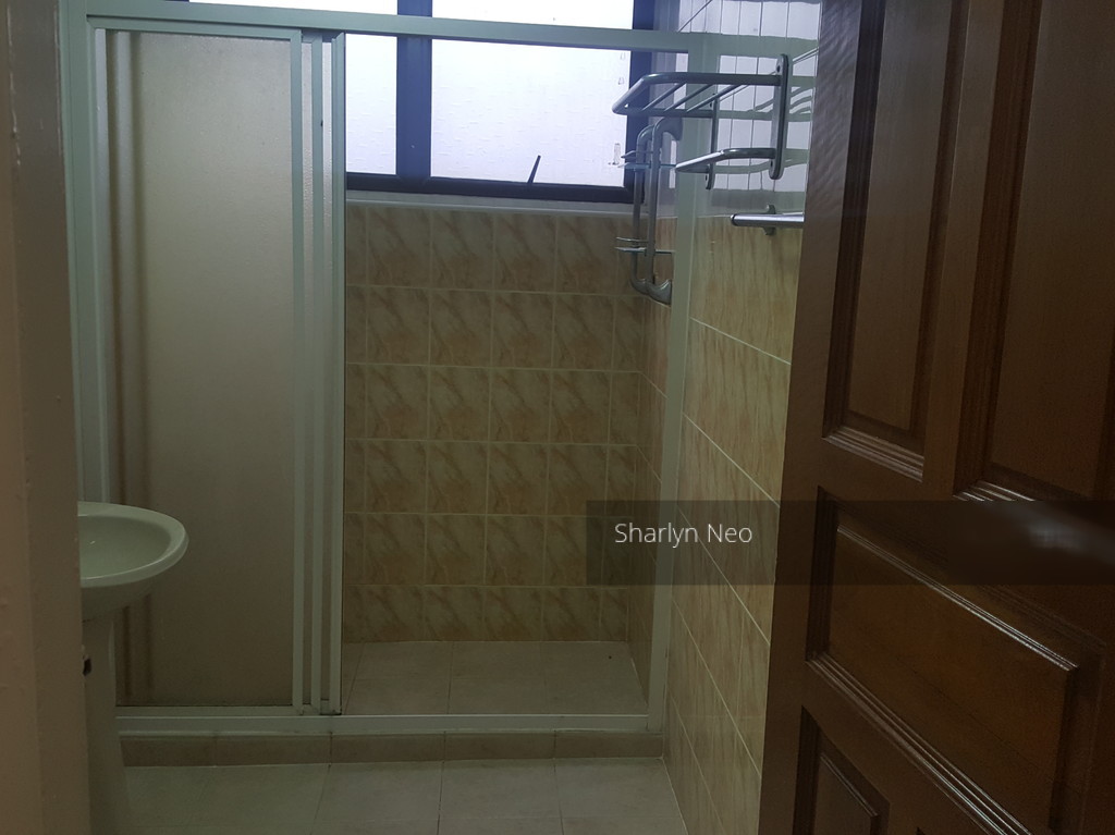 Lakeview Estate (D20), Apartment #144078872